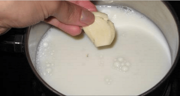 garlic-in-milk-cures-asthma-pneumonia-tuberculosis-cardiac-problems-insomnia-arthritis-cough-and-many-other-diseases